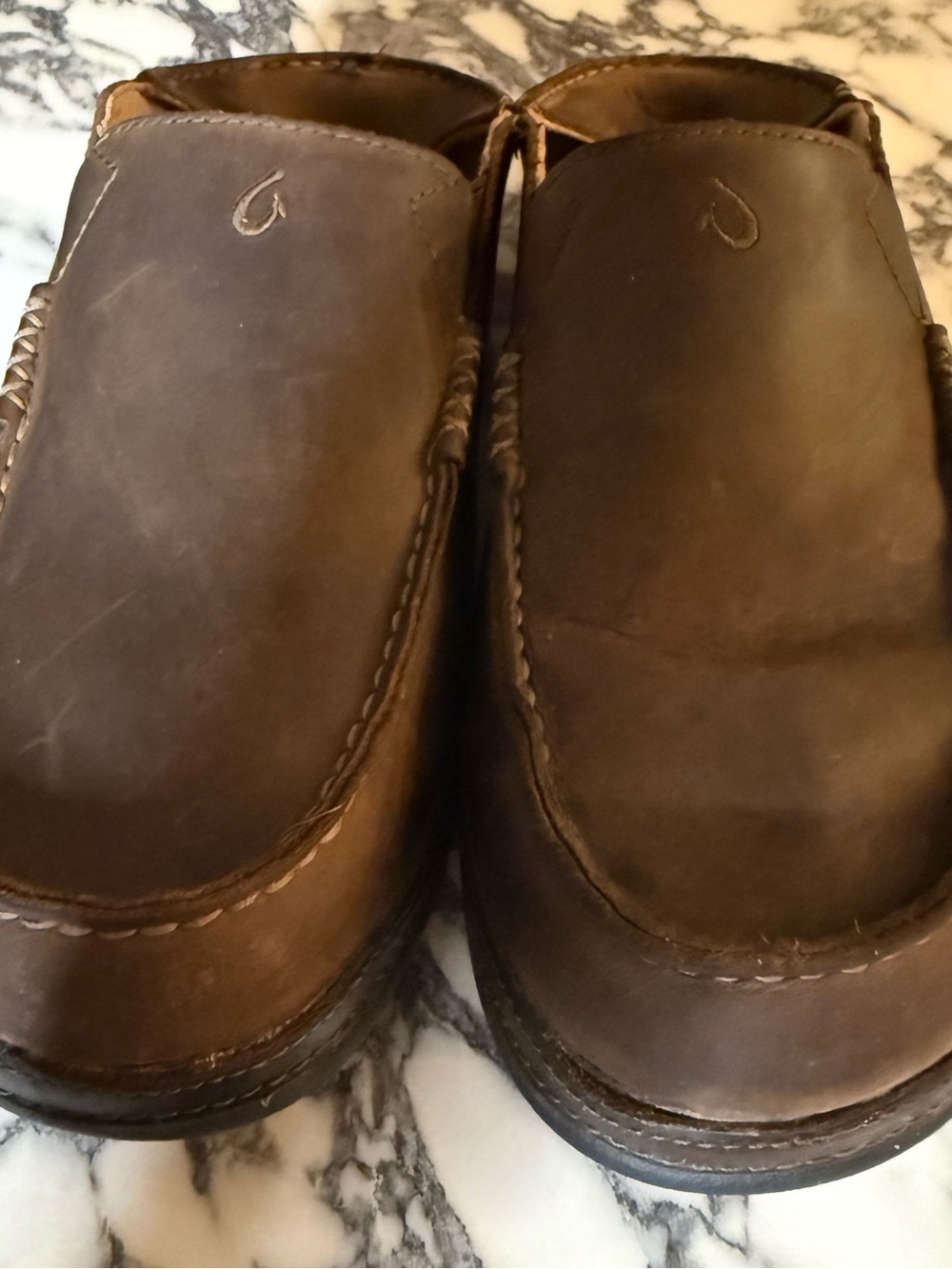 OluKai Moloa Men's Leather Slip On Shoes Loafers Brown Comfort Size 10.5
